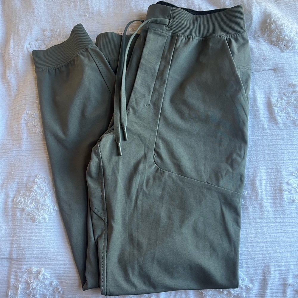 lululemon athletica women’s Sage Joggers